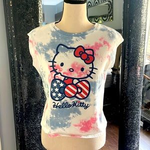 Hello Kitty tee ❤️💙